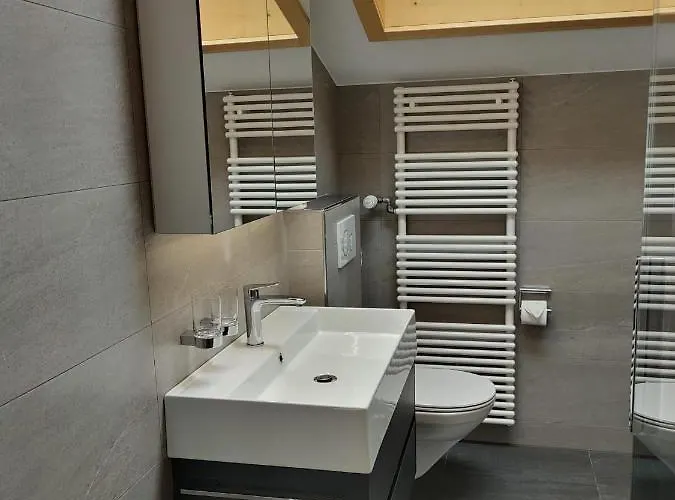 Diana 9 * 洛伊克巴德